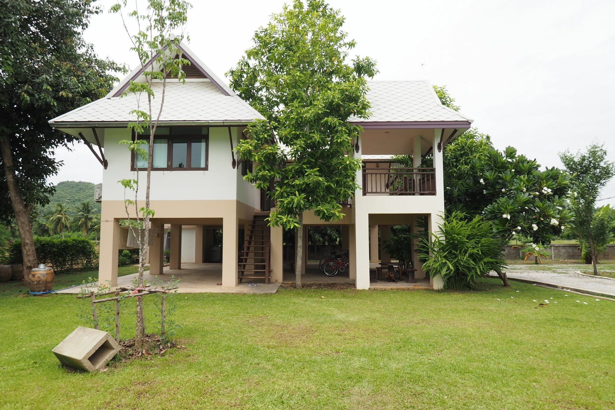 Hotel Baan2Rai Kanchanaburi Exteriér fotografie