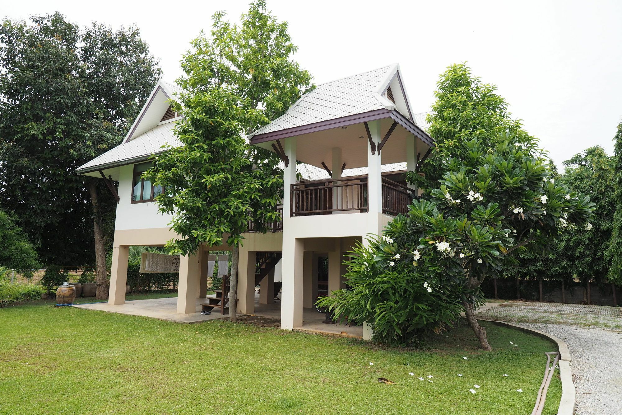 Hotel Baan2Rai Kanchanaburi Exteriér fotografie